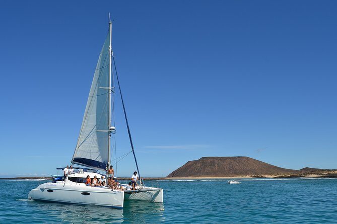 Exclusive Sailing Catamaran Experience to Lobos Island with lunch and drinks - Practical Tips for Your Trip