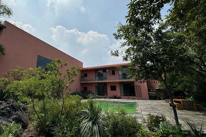 EXCLUSIVE TOUR Luis Barragán - Casa Pedregal - A Closer Look at the Tour Experience