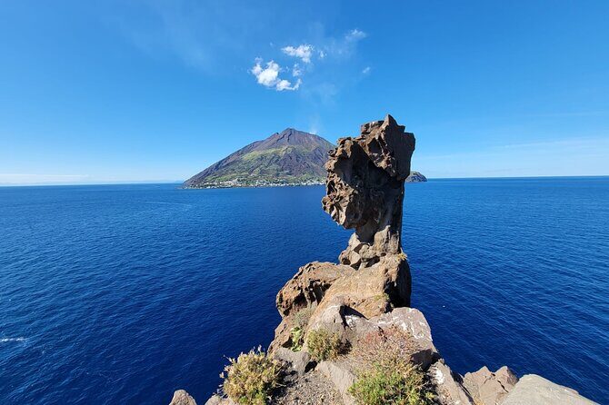 Exclusive tour of Stromboli island, Boat tour with Pasqualo - Key Points