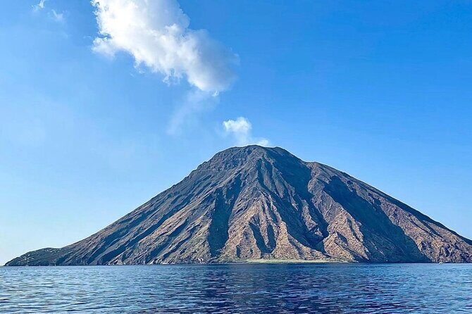 Exclusive tour of Stromboli island, Boat tour with Pasqualo - The Sum Up