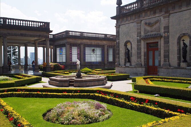 Exclusive Tour to Chapultepec Castle - Considerations and potential downsides