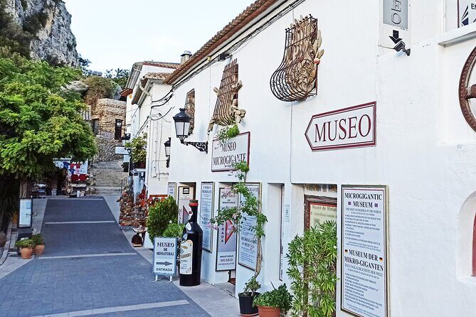 Excursion to Guadalest, Altea and entrance to the Fuentes del Algar - What Makes This Tour Stand Out?