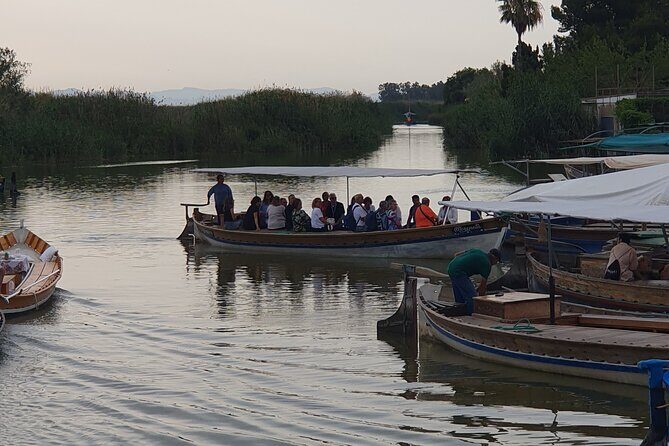 Excursion to the lagoon, sunset and boat ride. - FAQ Section