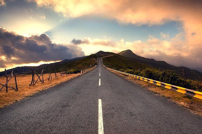 Exorbitant West Tour - Porto Moniz Natural Pools: Relax and Refresh