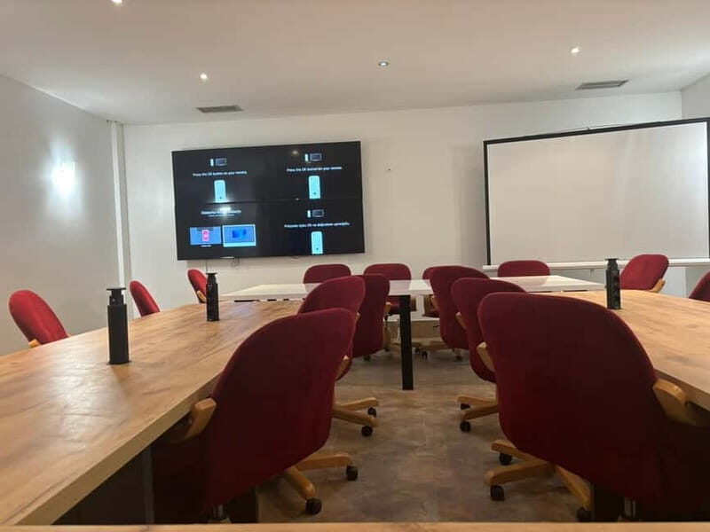 Experience Bosnian Cuisine: Learn to Make Lonac & Hurmasice - The Details That Matter