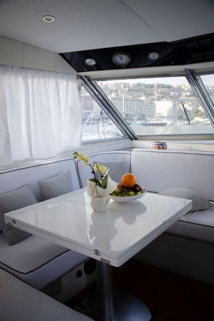 Experience Luxury at sea: Rent your yacht - The Reality: What Do Recent Reviews Say?