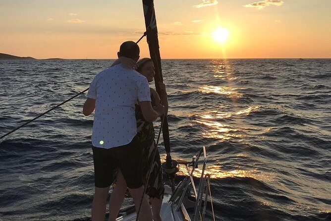 Experience Romantic Sunset Sailing on a modern 36ft (11m) sail yacht | Hvar - Key Points