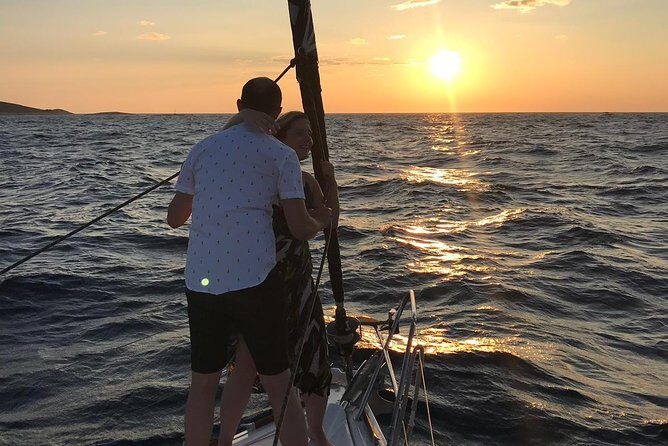 Experience Romantic Sunset Sailing on modern 36ft sail yacht from Zadar - Who Is This Experience Best For?