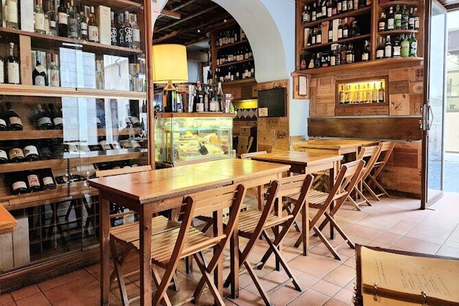 Experience Rome Exclusive Wine Tasting in City Center - The Setting and Atmosphere
