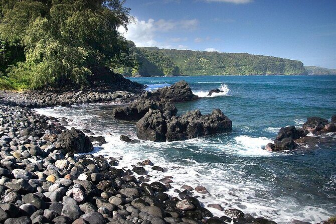 Experience the soul of Maui: Tours led by Maui's own! - A Deep Dive into the Experience