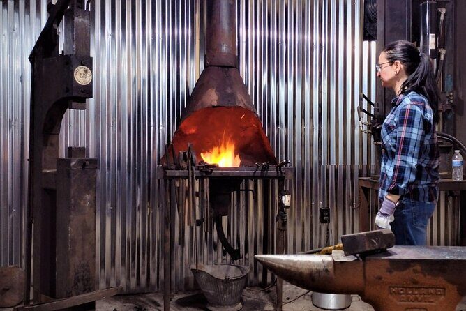 Experience to Forge a Railroad Spike Knife in Ferry Township - Experience to Forge a Railroad Spike Knife in Ferry Township