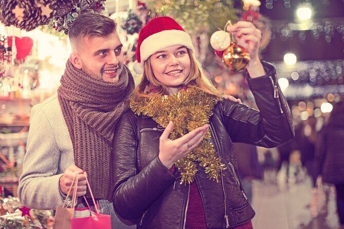 Experience Walking Christmas Tour in Magical Ottawa - Key Points