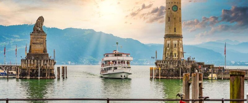 Explore 4 Countries in a Day: Liechtenstein,Austria&Germany - Transportation & Comfort