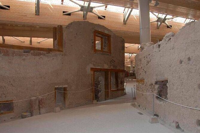 Explore Akrotiri GroupTour - Who Would Benefit Most from This Tour?