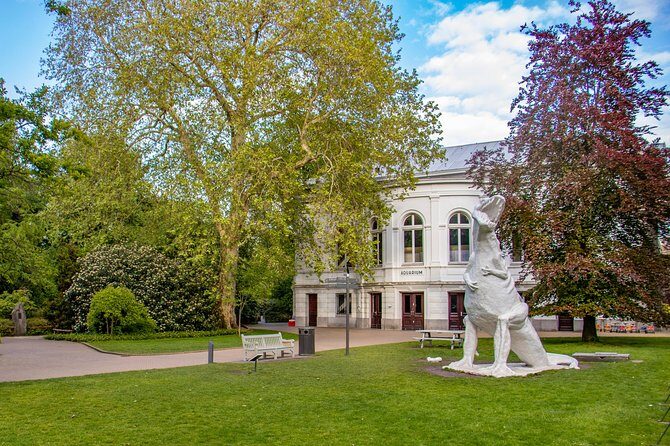 Explore Amsterdams Art and Culture with a Local - What to Expect from the Tour