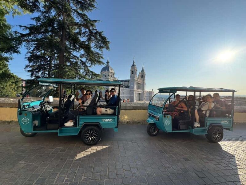 Explore Barcelona in comfort with our electric TukTuks - Key Points