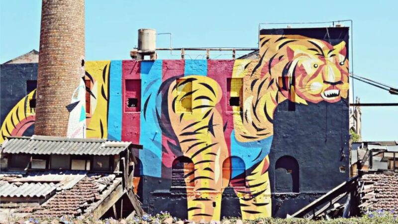 Explore Barcelona with a bicycle builder - The Experience and What Travelers Say