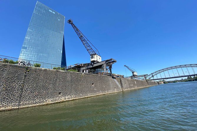 Explore Bird & Marine Wildlife private Boat Tour in English - FAQs