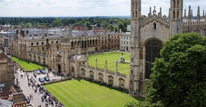 Explore Cambridge with Family  Private Walking Tour - Walking Through the Itinerary in Detail