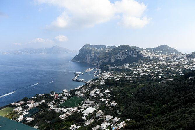 Explore Capri and Anacapri from Naples: Sea, City and Limoncello - A Closer Look at What Makes This Tour Stand Out