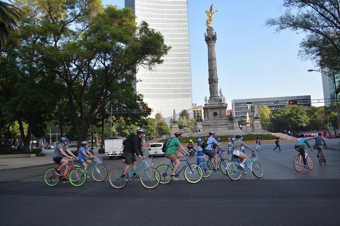 Explore Chapultepec & Mexico City sights by Bike - Why Choose This Bike Tour in Mexico City?