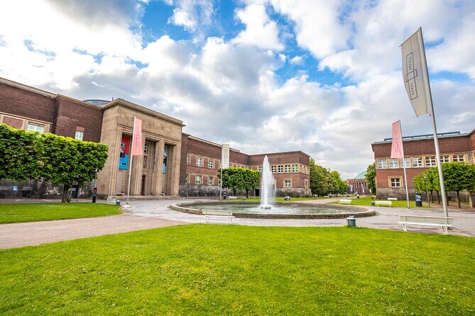 Explore Dusseldorf in 60 minutes with a Local - Authentic Feedback from Participants