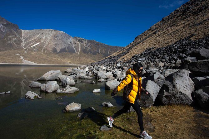 Explore El Paso de Cortes with a professional photographer - Wrapping It Up