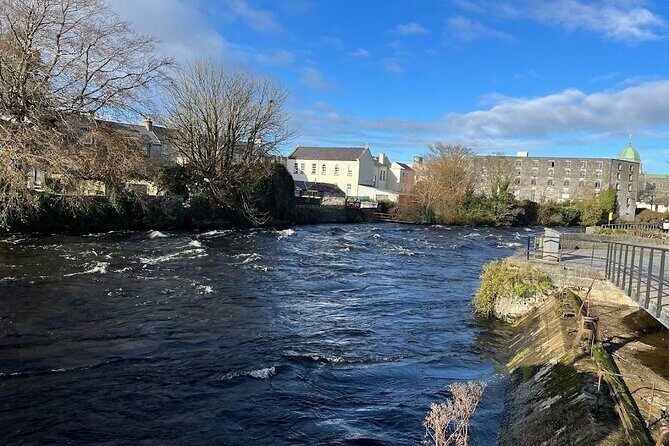 Explore Galway City Walking Tour - Breaking Down the Itinerary: What You’ll See and Learn
