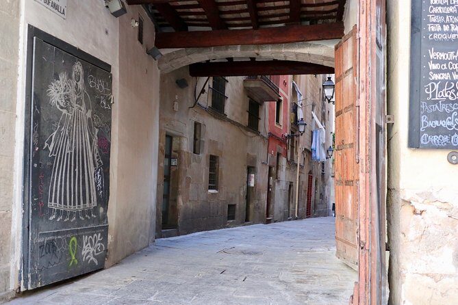 Explore hidden streets of Barcelona with a local - Private Tour - A Closer Look at the Itinerary
