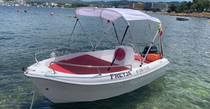 Explore Ibiza's Hidden Coves: No-License Boat Rental - Key Points