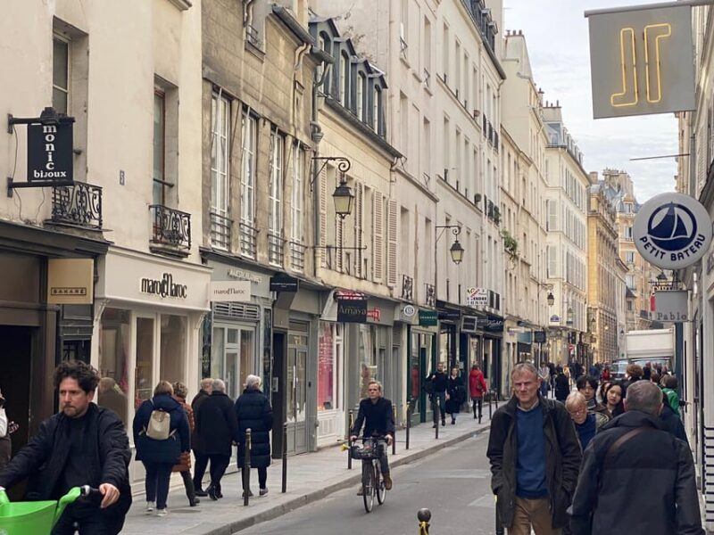Explore Le Marais: Guided Treasure Hunt in Historic Paris - Price and Value