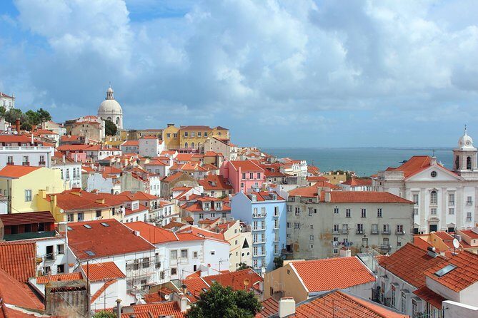 Explore Lisbon in 60 minutes with a Local - Who Should Consider This Tour?