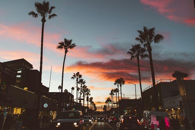Explore Muscle Beach Venice Canals on Los Angeles Bike Tour - An Honest Look at the Venice Beach Bike Tour