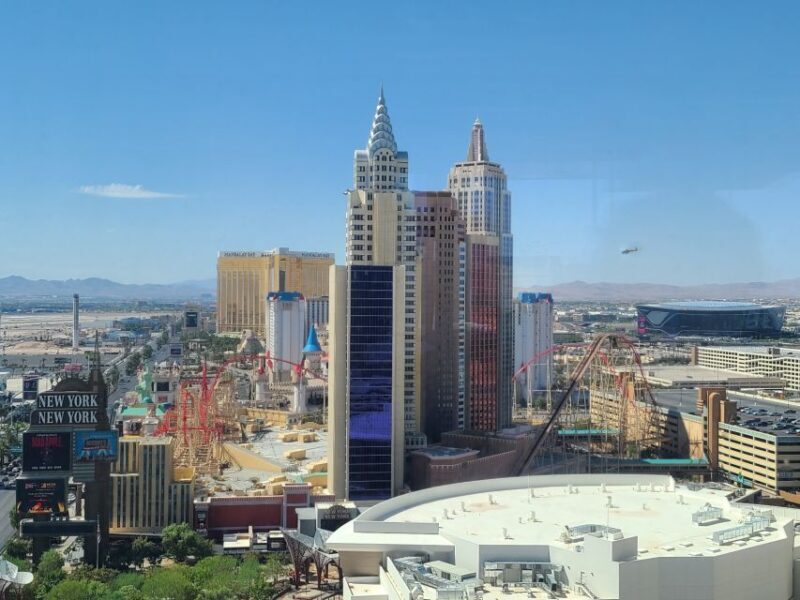 Explore Must-See Spots: Las Vegas Strip Walking Tour - The Itinerary: What You’ll See and Do