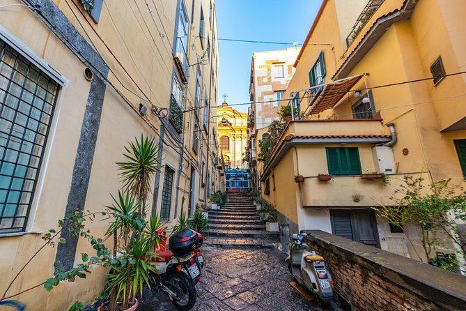 Explore Naples in 60 minutes with a Local - Real Traveler Perspectives