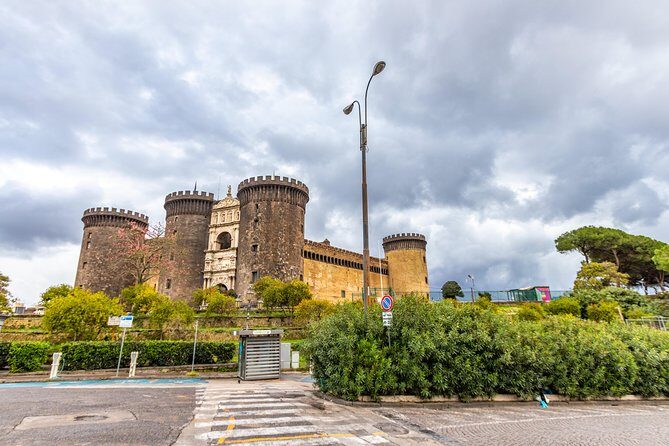 Explore Naples in 60 minutes with a Local - FAQ