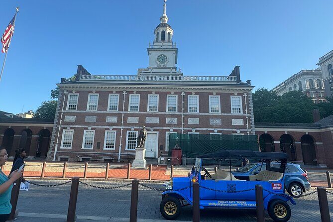 Explore Philadelphia via Vintage Car or Electric cart - Key Points