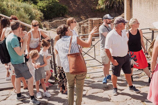 Explore Pompeii with an Archaeologist - Timing, Timing, Timing: The Two-Hour Reality Check