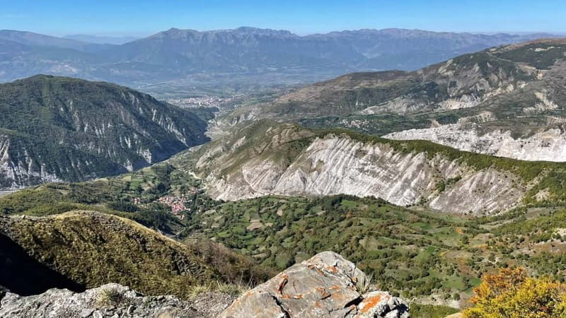 Explore Rabdisht: Guided Tour of the Stone Village - Engaging with Local Hospitality