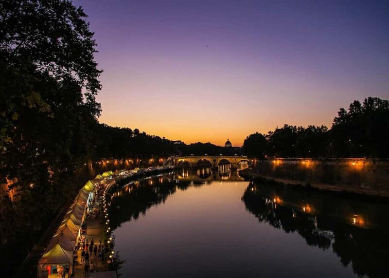 Explore Rome's Dark Past: Ghosts, Executions & Haunted Sites - A Closer Look at the Experience