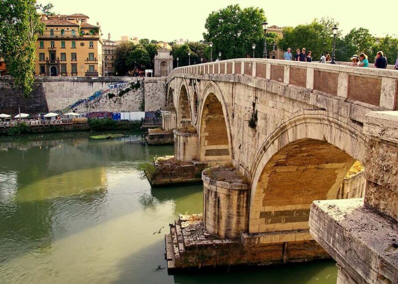 Explore Rome's Dark Past: Ghosts, Executions & Haunted Sites - Frequently Asked Questions