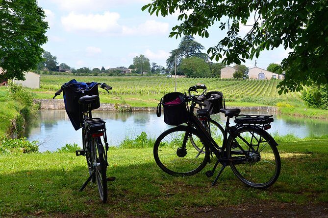 "Explore Saint-Émilion on e-Bikes: Small Group, half-Day Tour" - FAQs