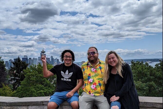 Explore Seattle in 4 Hours : Exclusive SUV Tour - Key Points