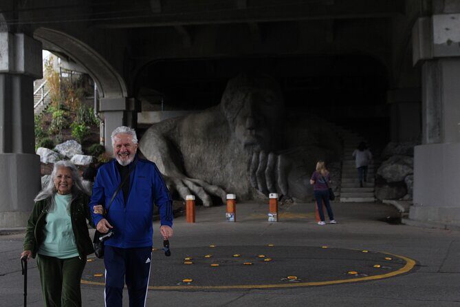 Explore Seattle in 4 Hours : Exclusive SUV Tour - An In-Depth Look at the Experience