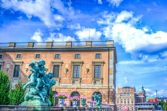 Explore Stockholm's Art and Culture with a Local - Nybrokajen and the Art Noveau Building