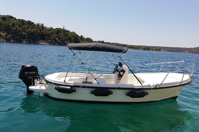 Explore the West coast of the island Brac by BETINA boat - A Closer Look at What’s on Offer