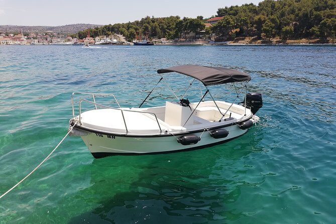 Explore the West coast of the island Brac by BETINA boat - FAQ
