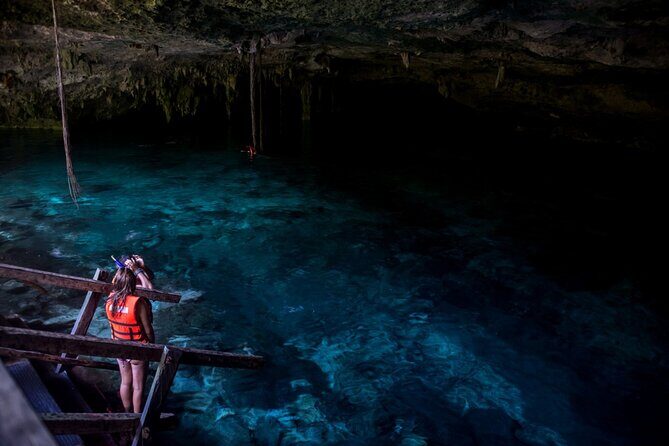 Explore Tulum and Dos Ojos Cenote with lunch and transportation - Key Points