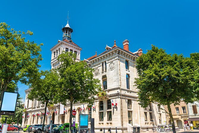 Explore Valence in 60 minutes with a Local - Key Points