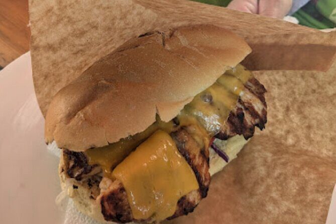 Exploring Tirana A Blend of Stories and Street Flavors - Key Points